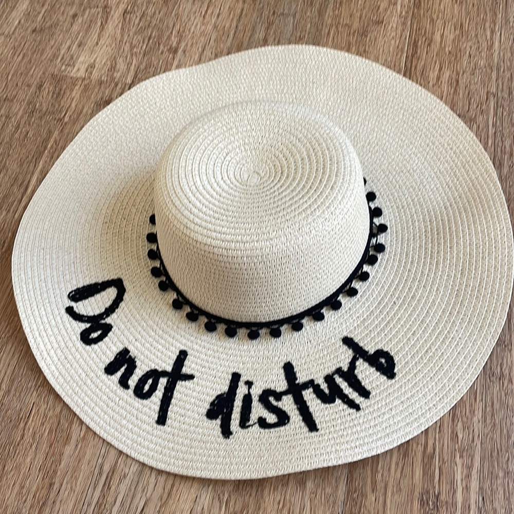 Cream straw hat